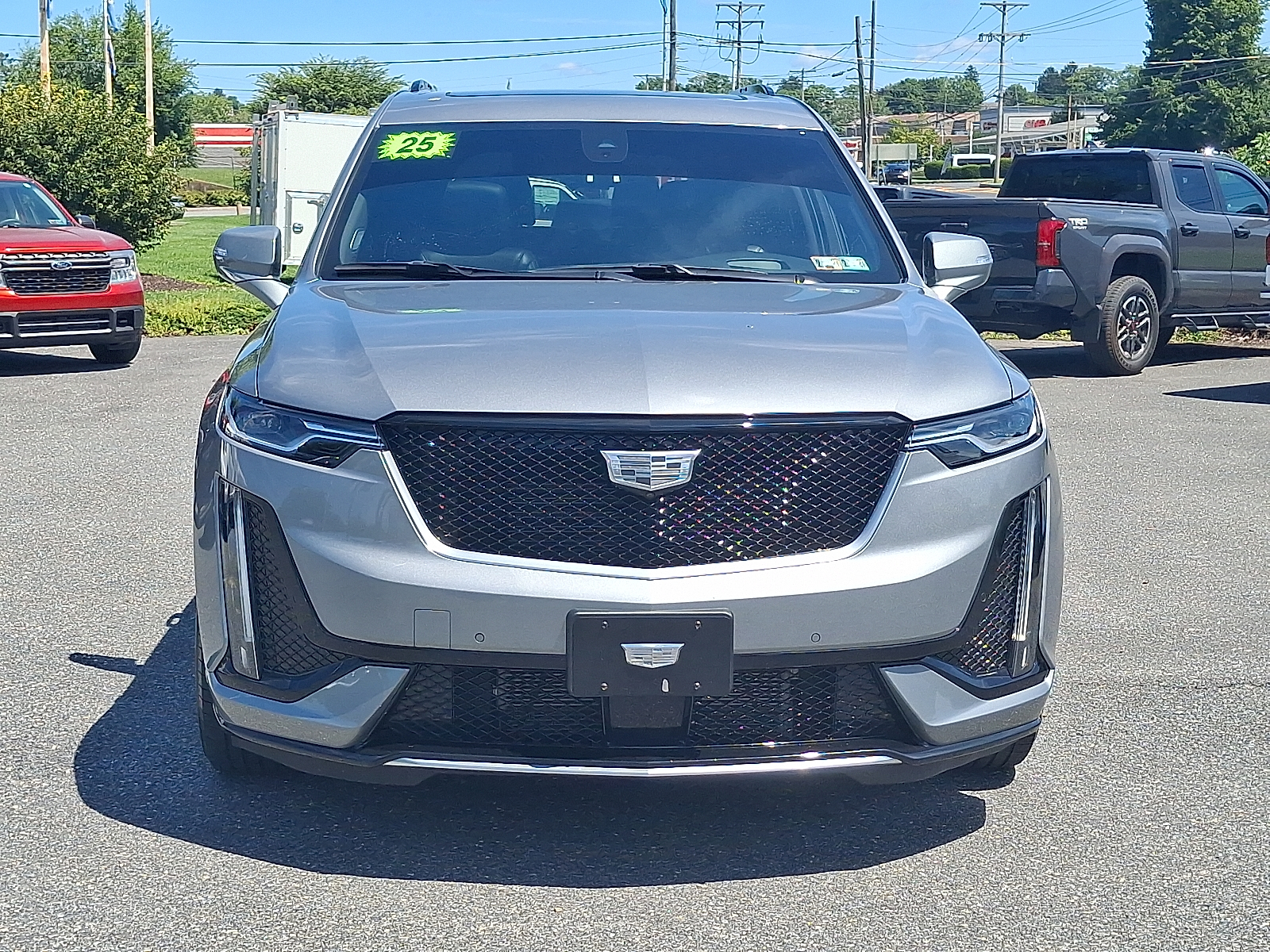 2025 Cadillac XT6 AWD Sport - Argent Silver Metallic - GXD exterior view 6
