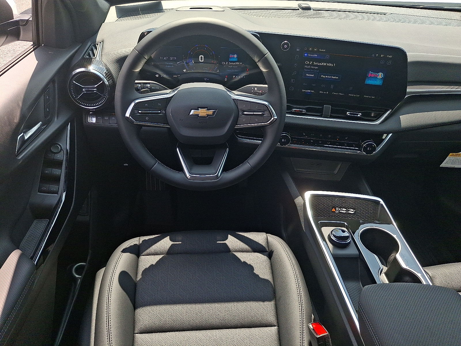 2026 Chevrolet Equinox AWD LT - Summit White - GAZ exterior view 10