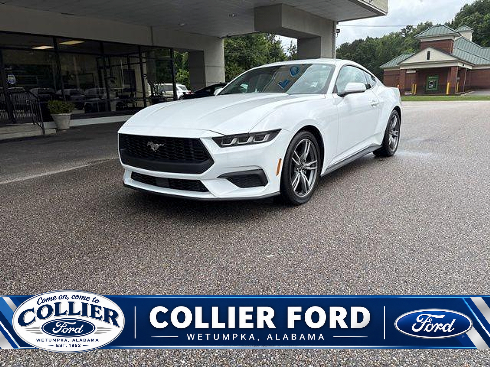 Oxford White 2025 Ford Mustang Coupe Rear-Wheel Drive Automatic