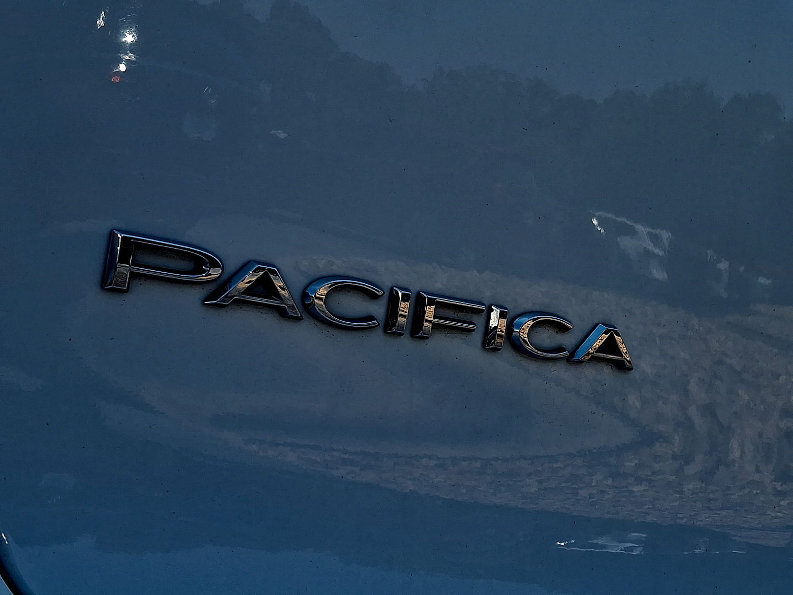 Used 2023 Chrysler Pacifica Van