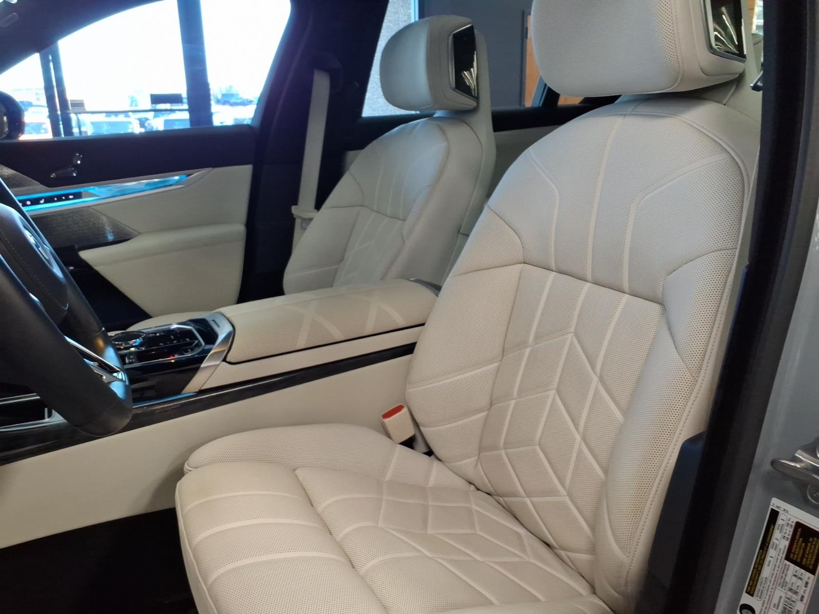 Used 2023 BMW 7 Series Sedan
