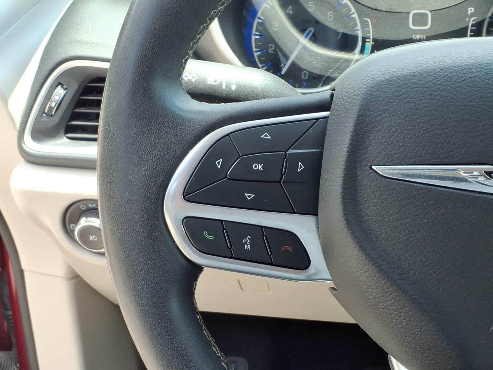 Used 2023 Chrysler Pacifica Van