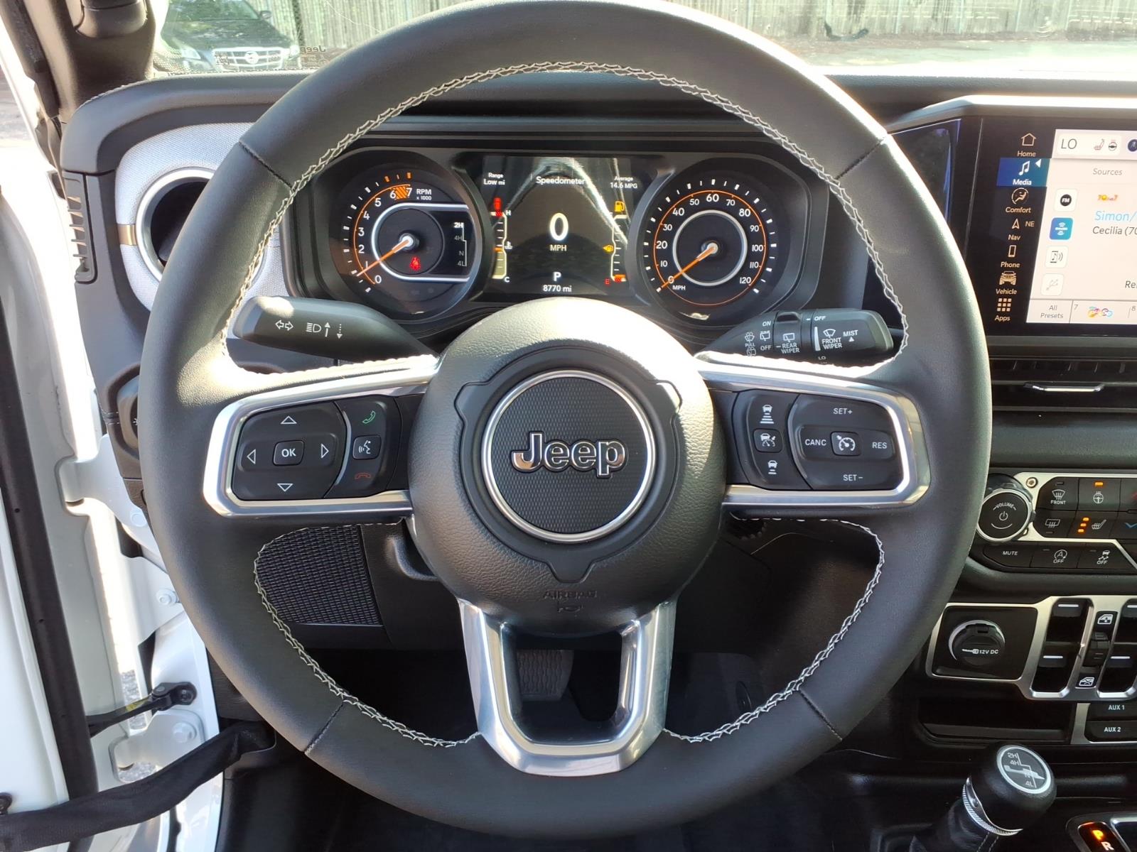 Used 2025 Jeep Wrangler SUV
