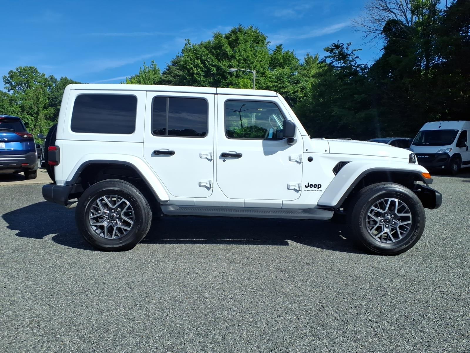 Used 2025 Jeep Wrangler SUV