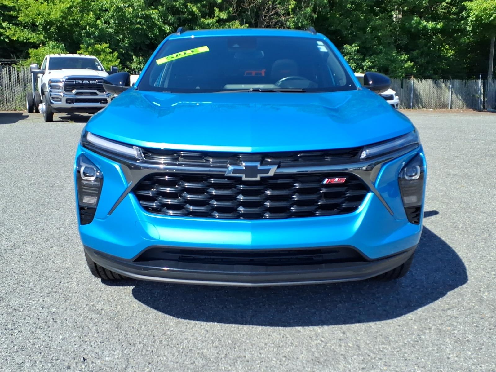 Used 2025 Chevrolet Trax SUV