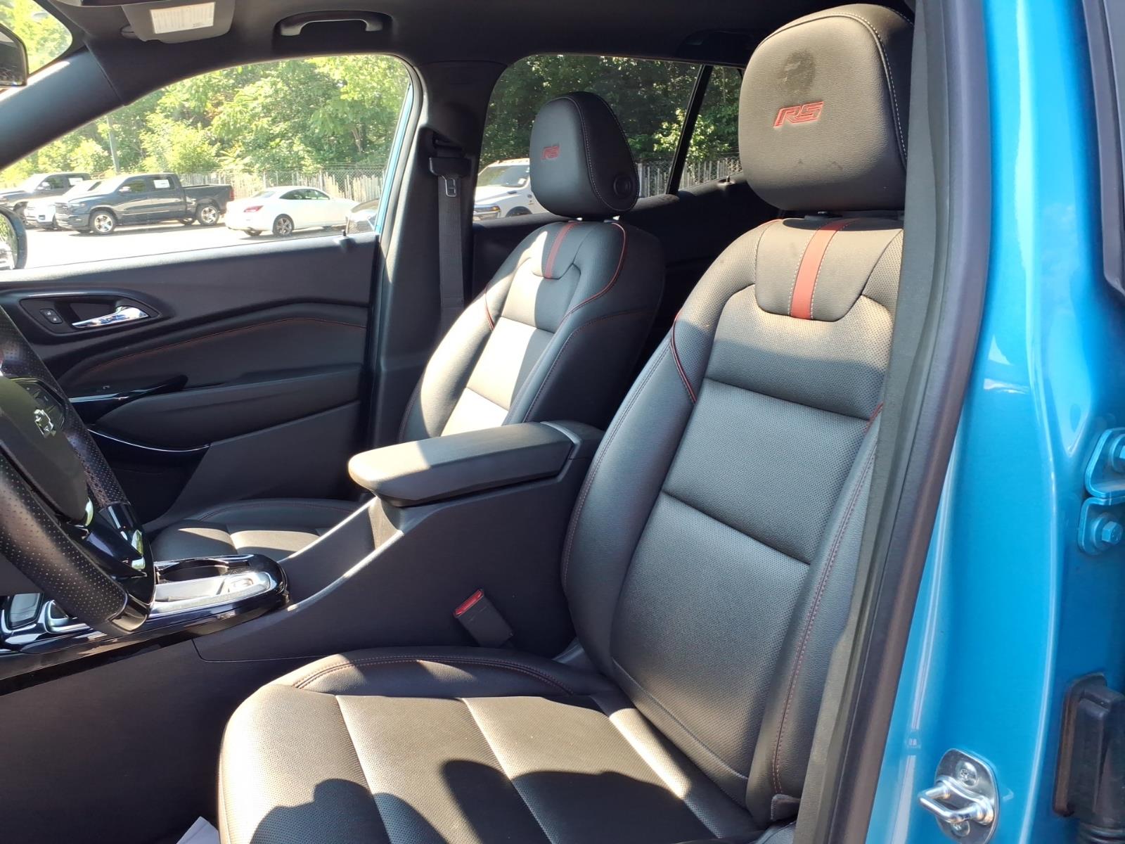 Used 2025 Chevrolet Trax SUV