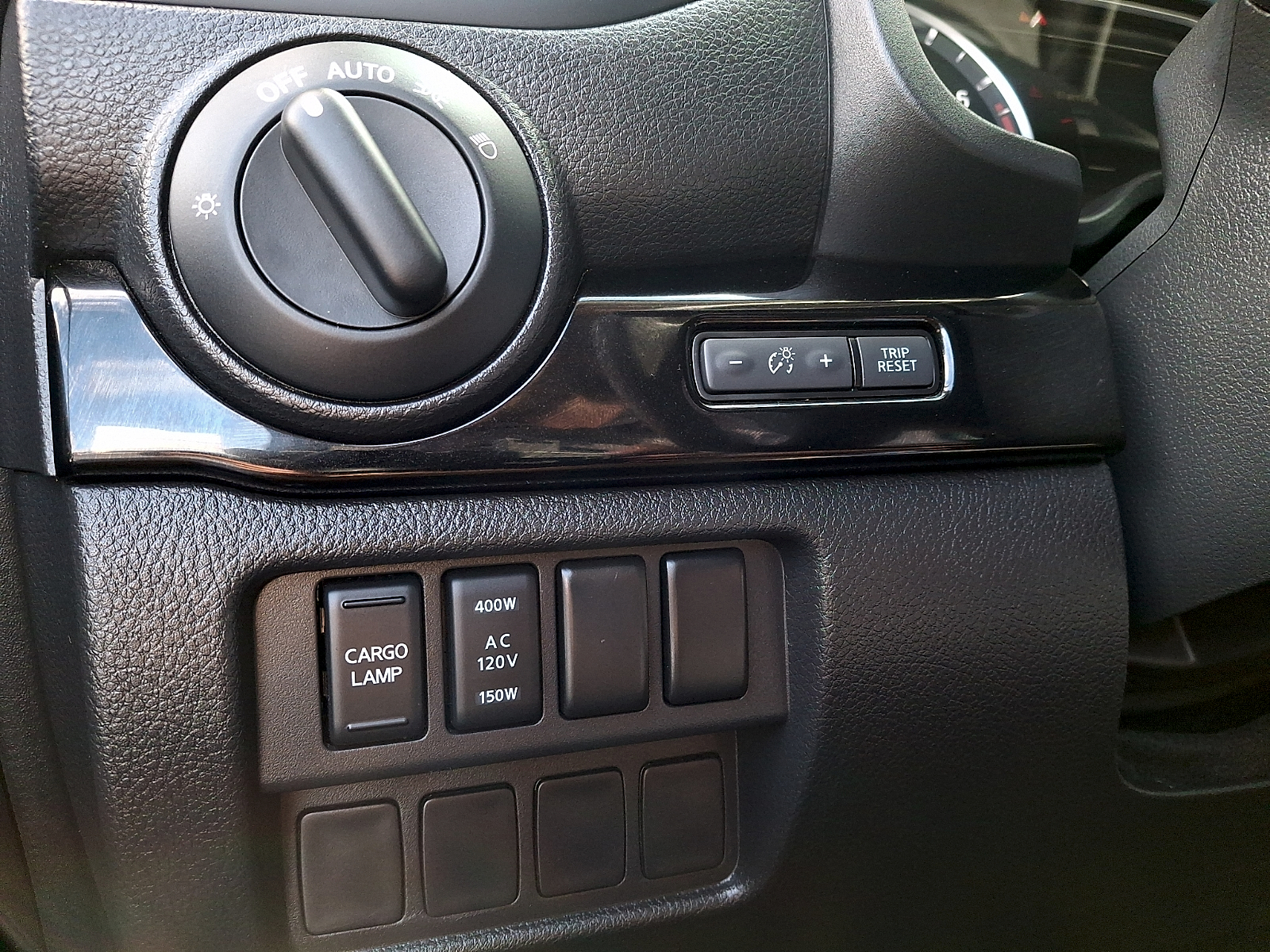 Used 2024 Nissan Titan Truck