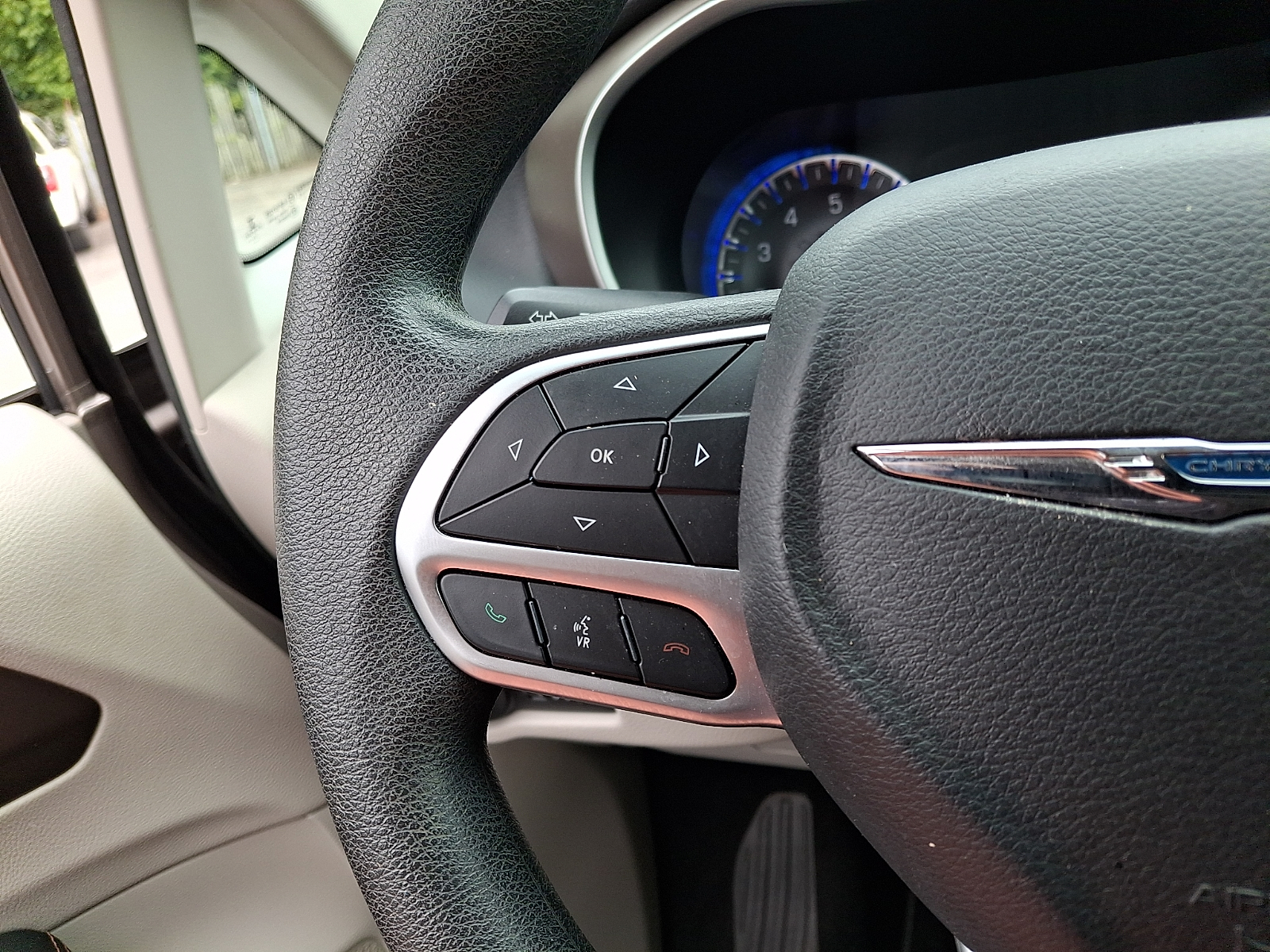 Used 2018 Chrysler Pacifica Van