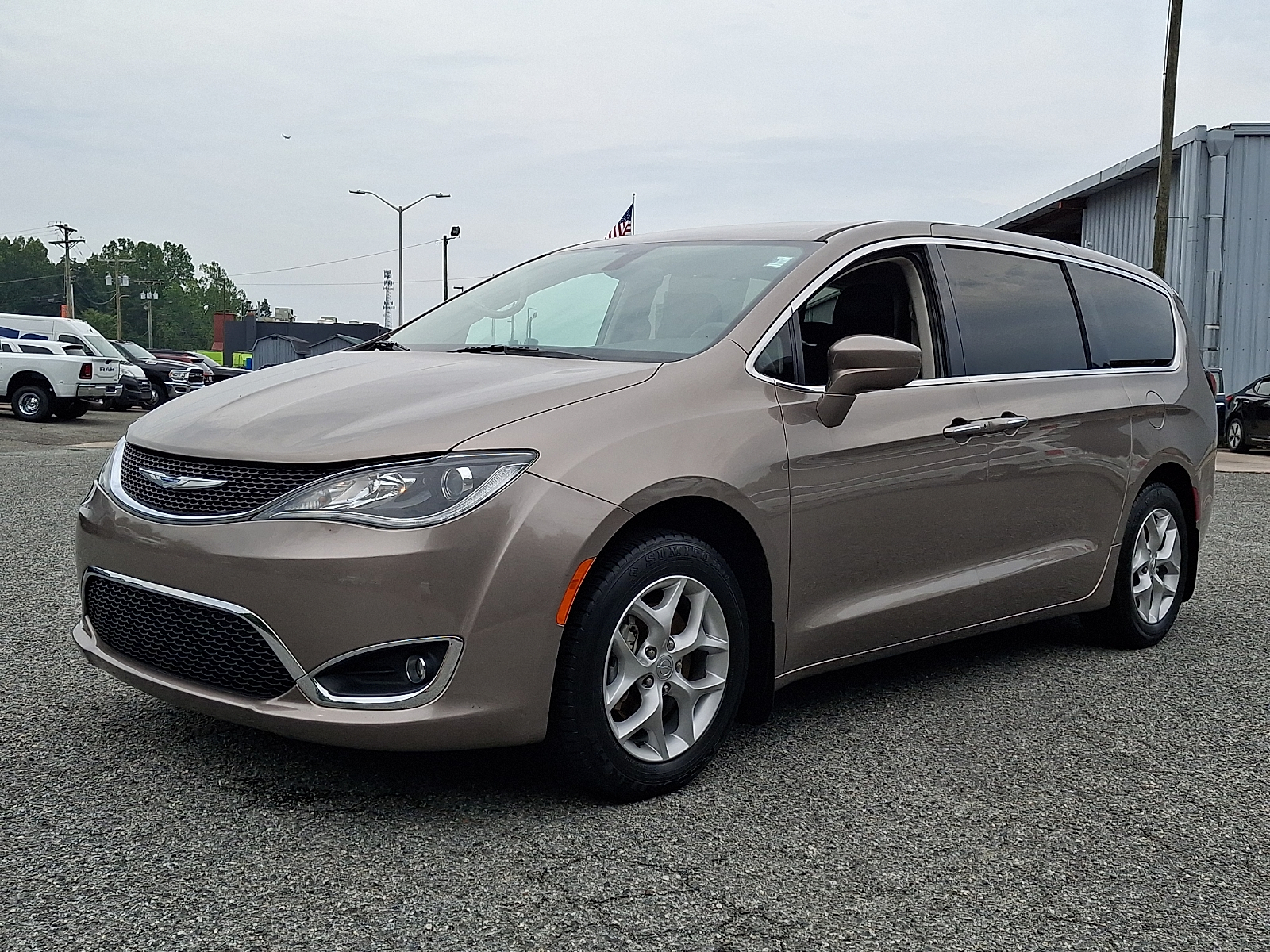 Used 2018 Chrysler Pacifica Van