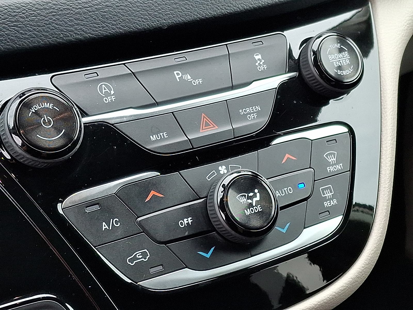 Used 2018 Chrysler Pacifica Van