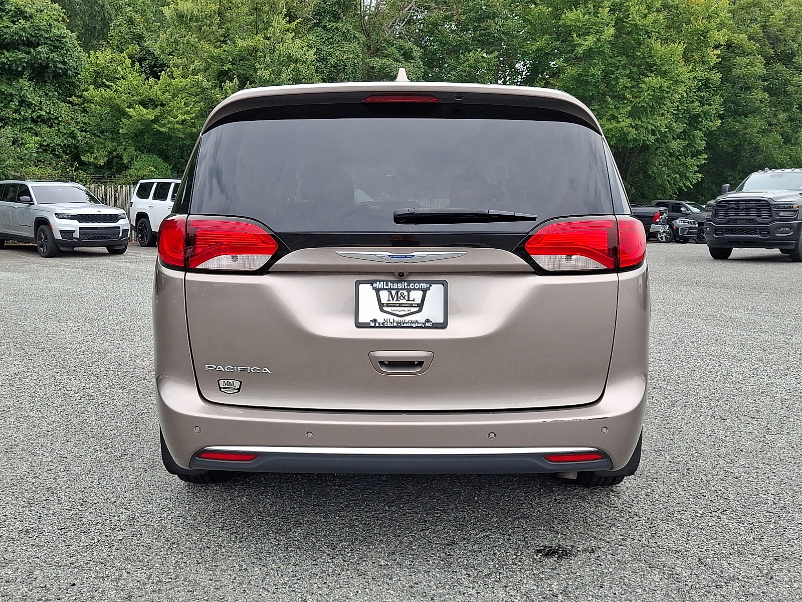 Used 2018 Chrysler Pacifica Van