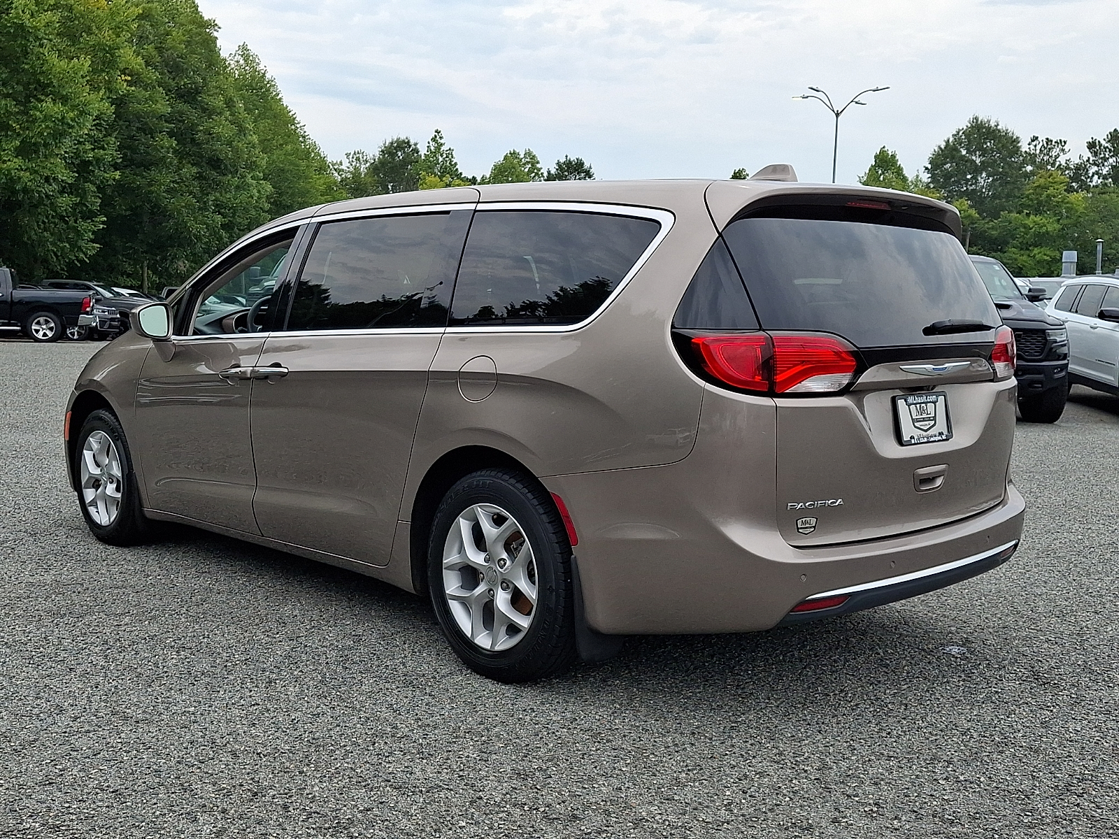 Used 2018 Chrysler Pacifica Van