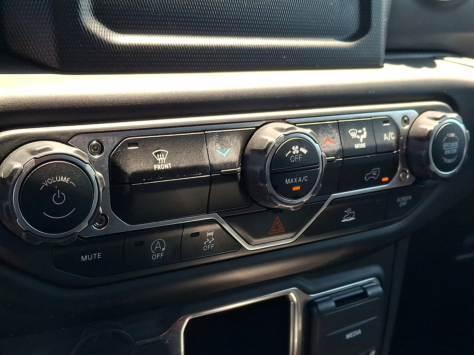 Used 2023 Jeep Wrangler SUV