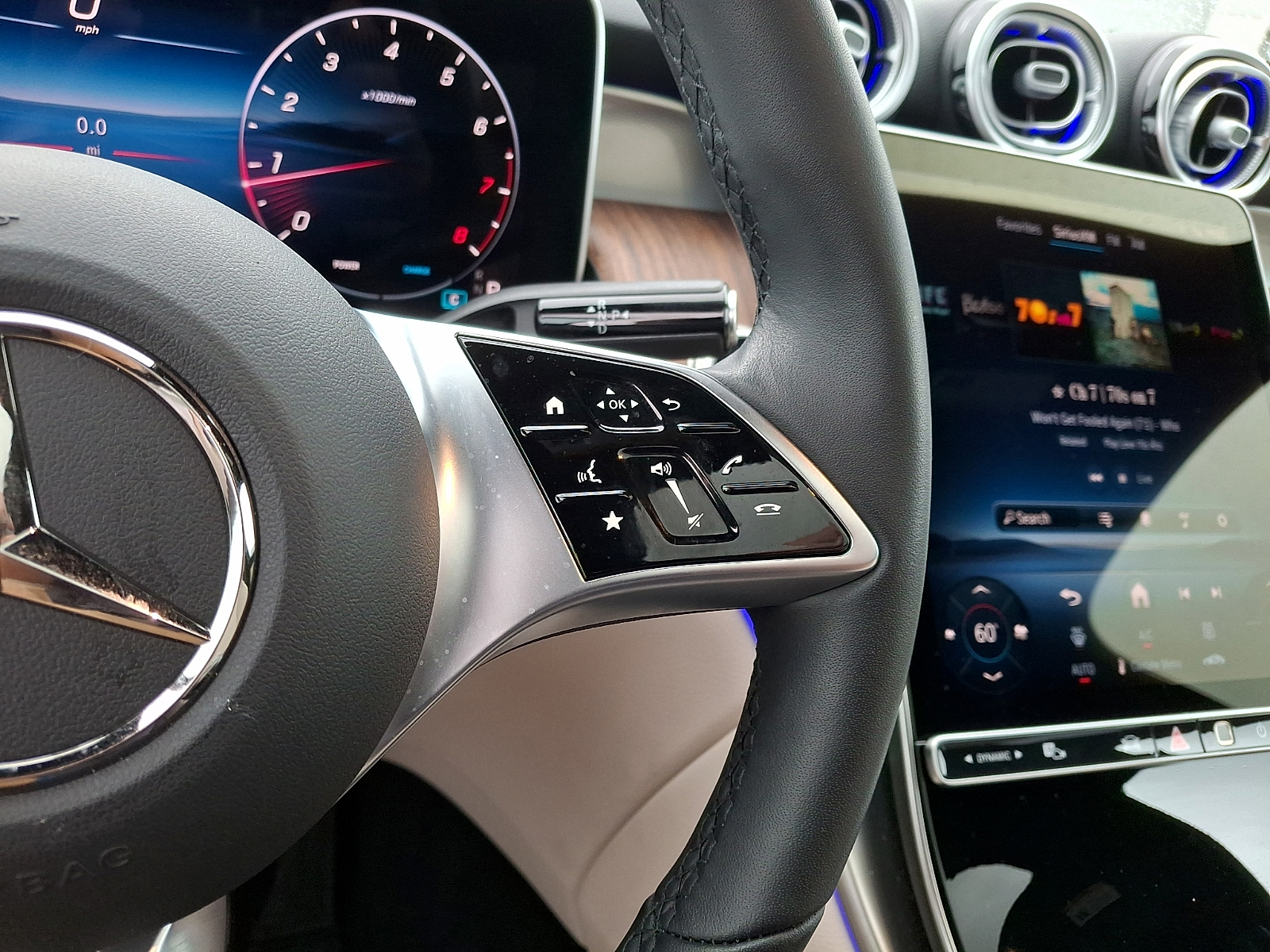 Used 2025 Mercedes-benz GLC SUV