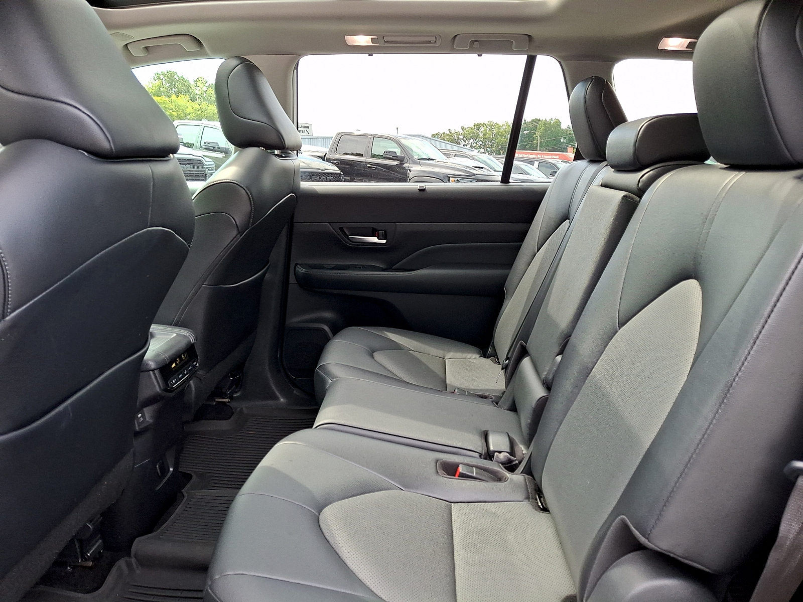 Used 2024 Toyota Grand Highlander SUV