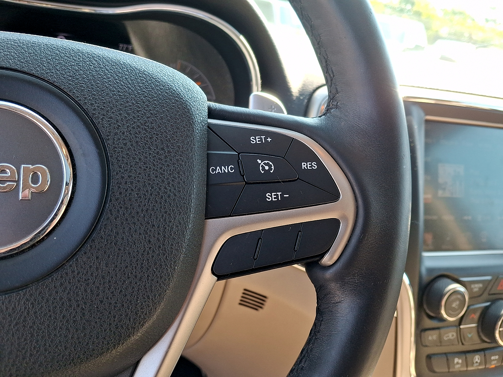 Used 2016 Jeep Grand Cherokee SUV