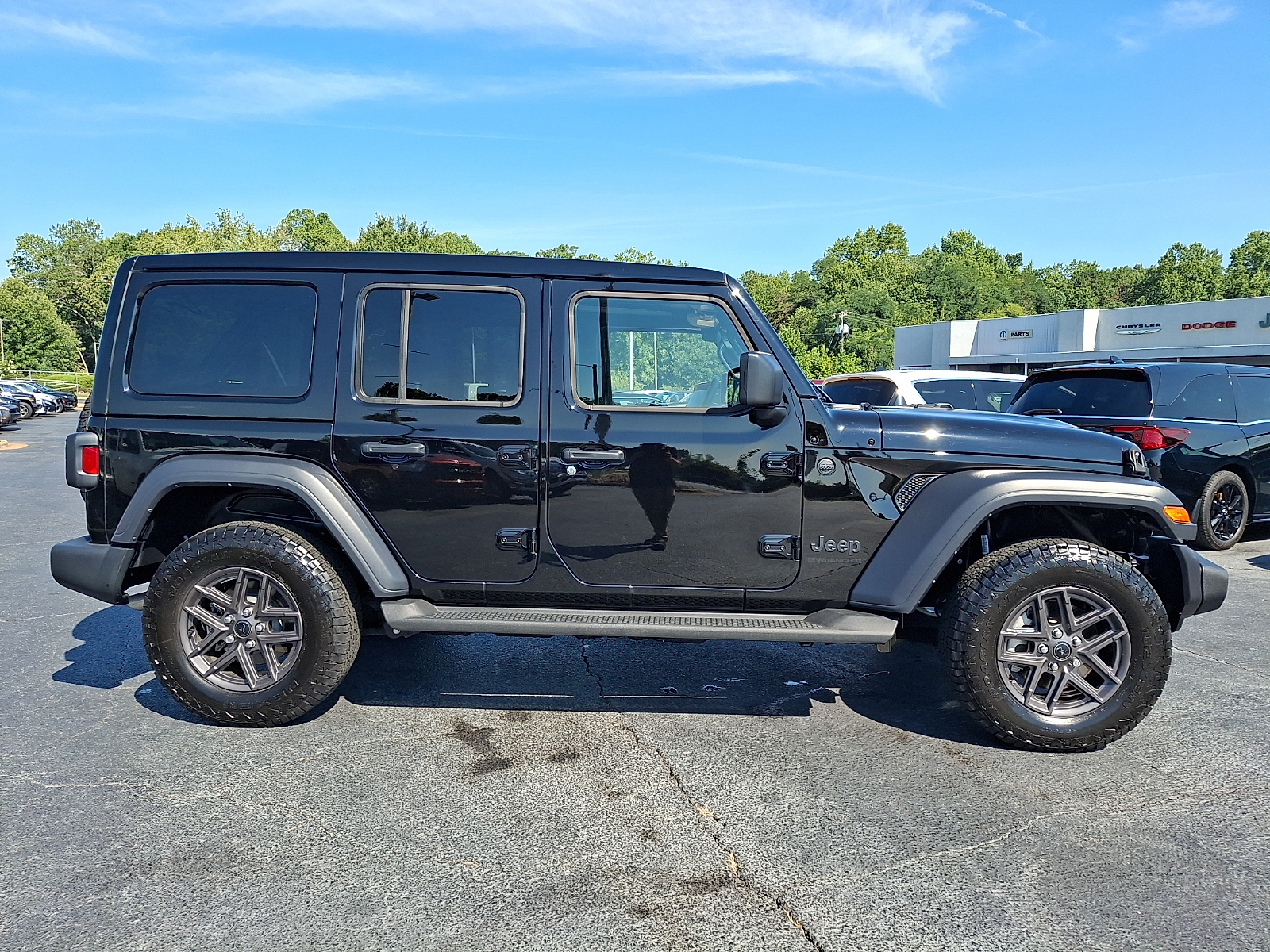 Used 2024 Jeep Wrangler SUV