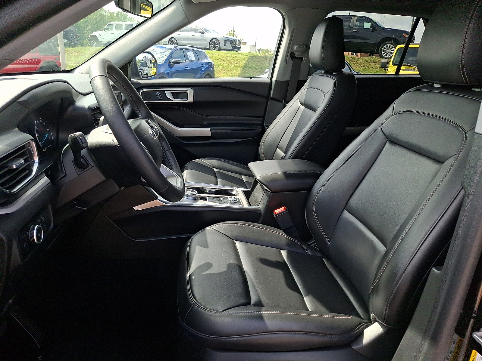 Used 2023 Ford Explorer SUV