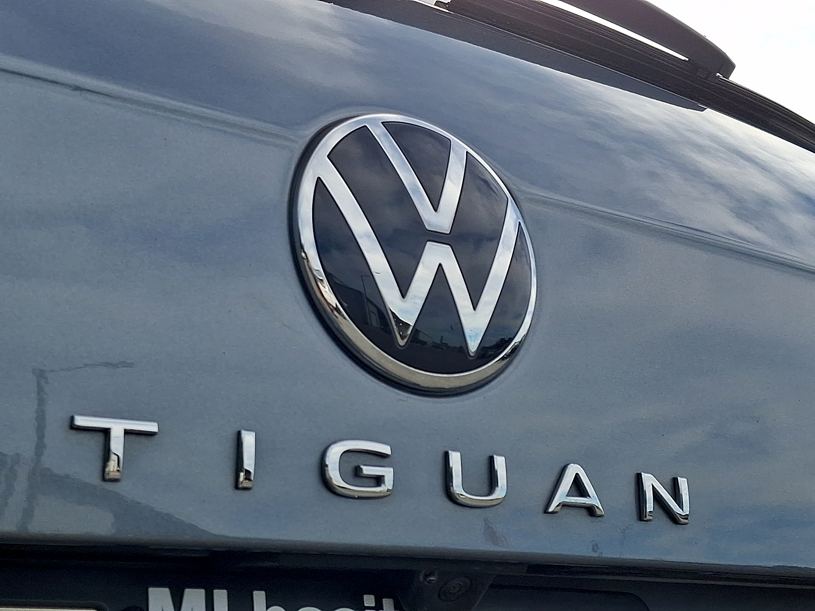 Used 2024 Volkswagen Tiguan SUV
