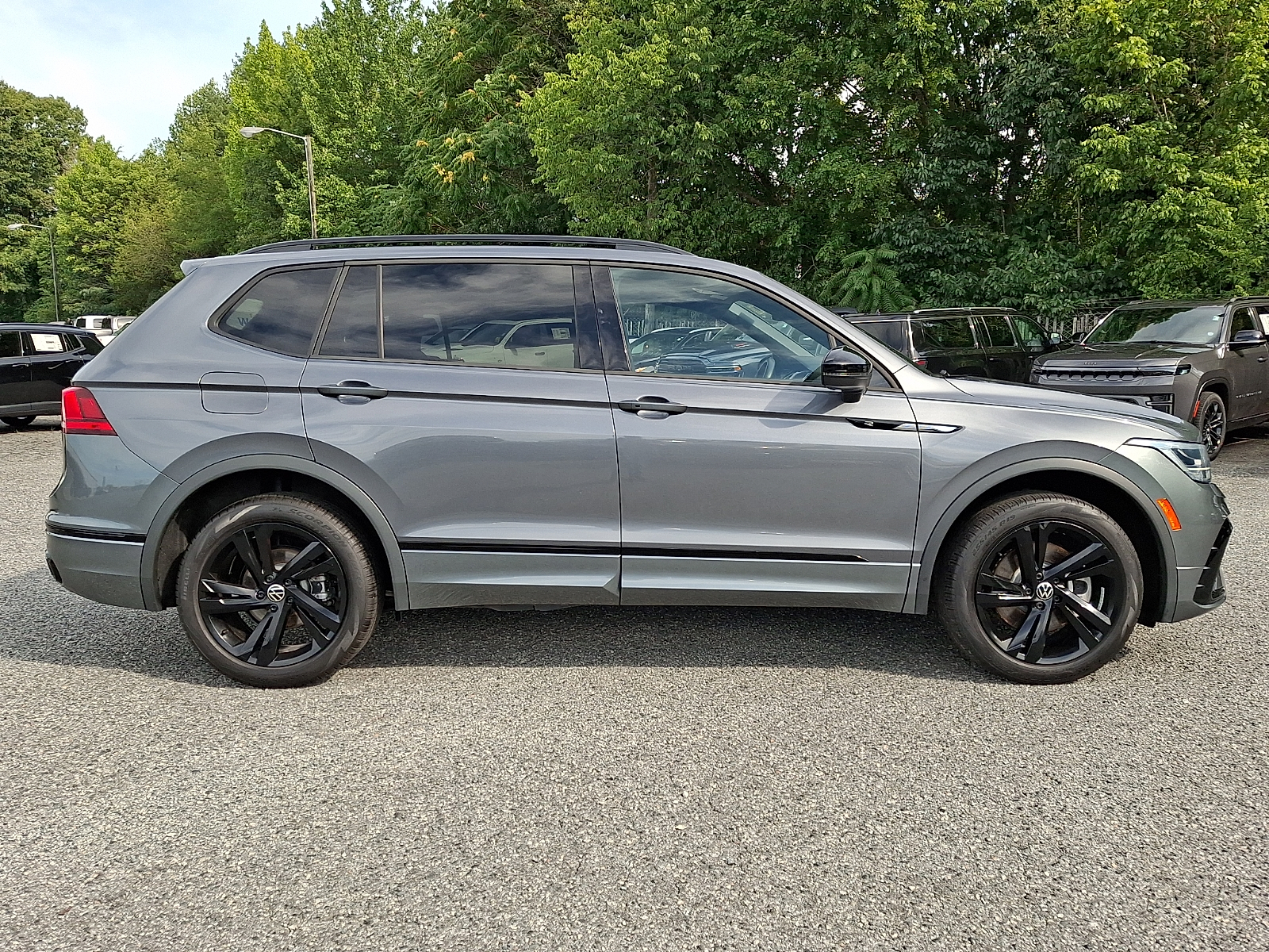 Used 2024 Volkswagen Tiguan SUV