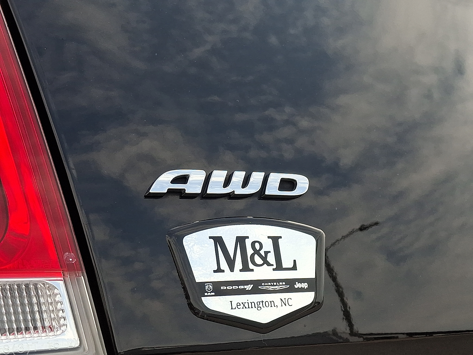 Used 2023 Chrysler 300 Sedan