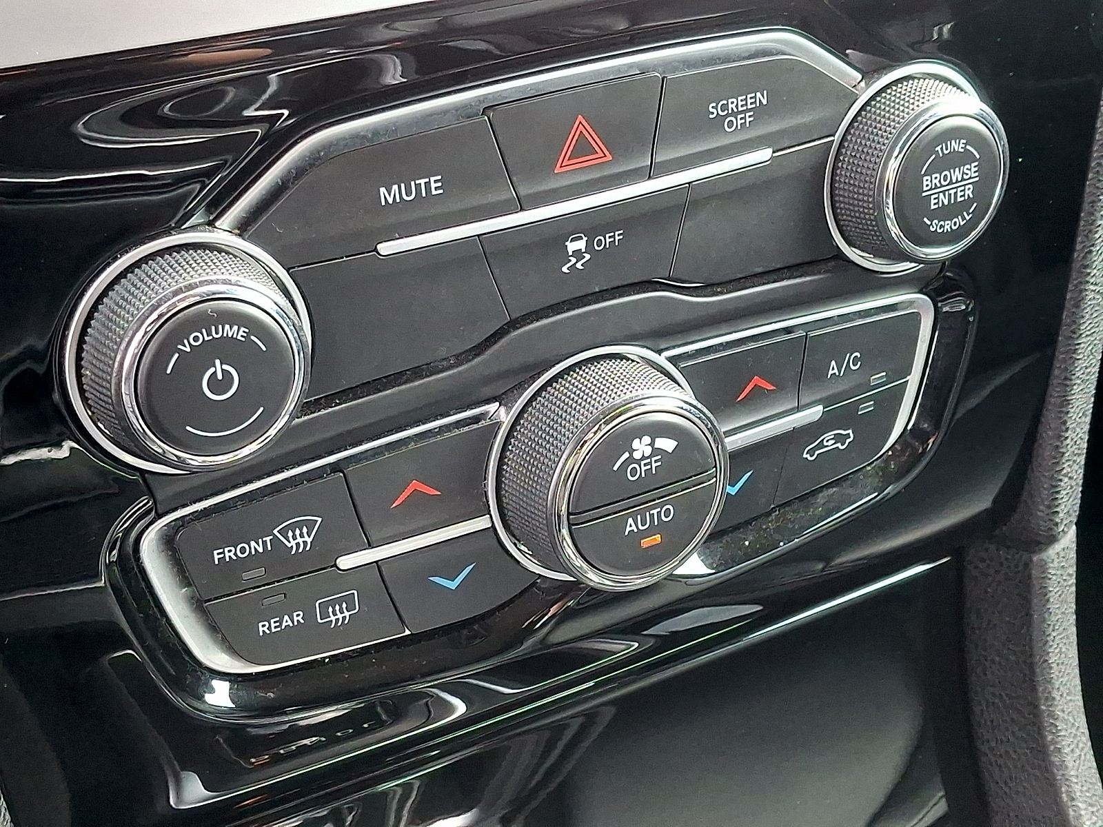 Used 2023 Chrysler 300 Sedan