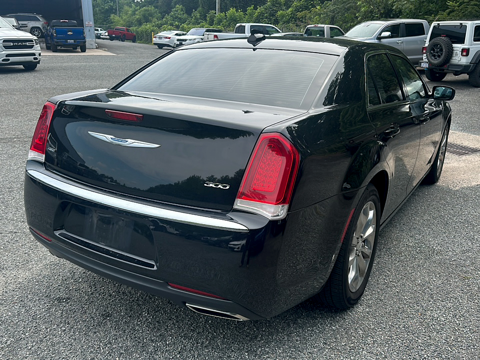 Used 2023 Chrysler 300 Sedan