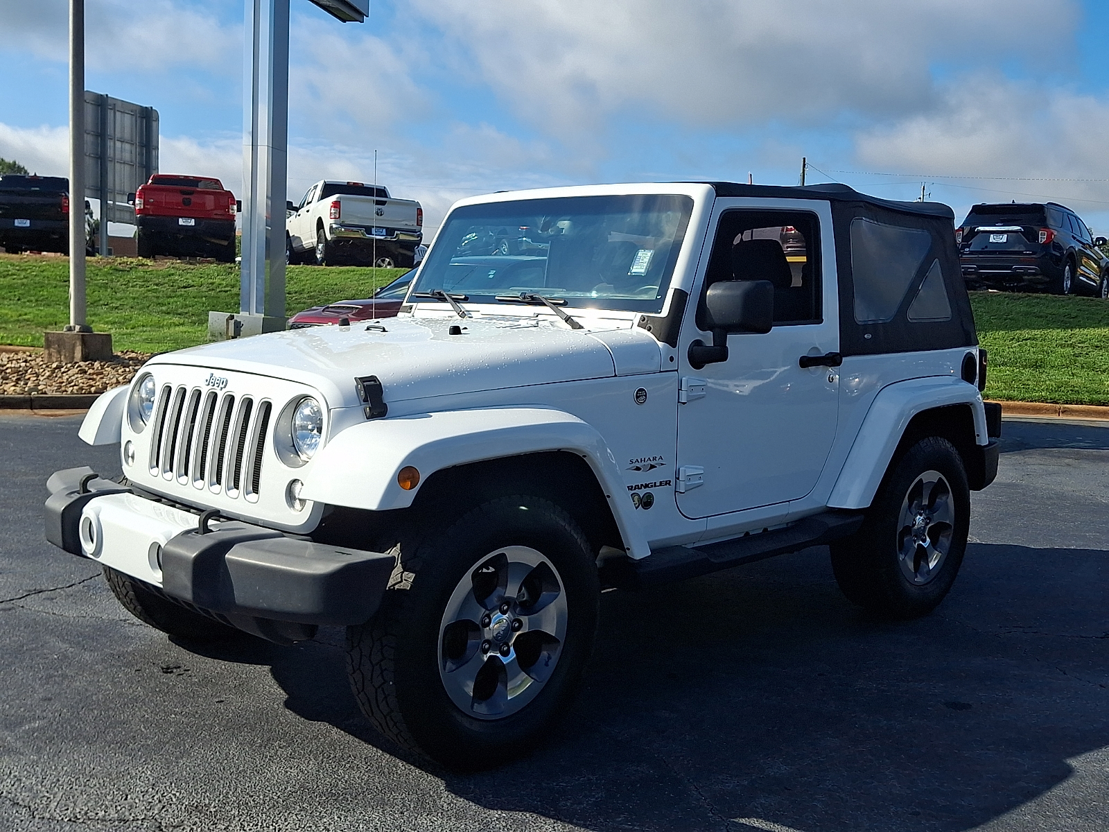 Used 2016 Jeep Wrangler SUV