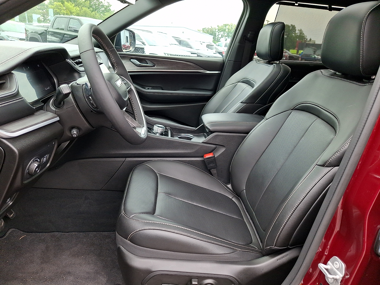 Used 2025 Jeep Grand Cherokee L SUV