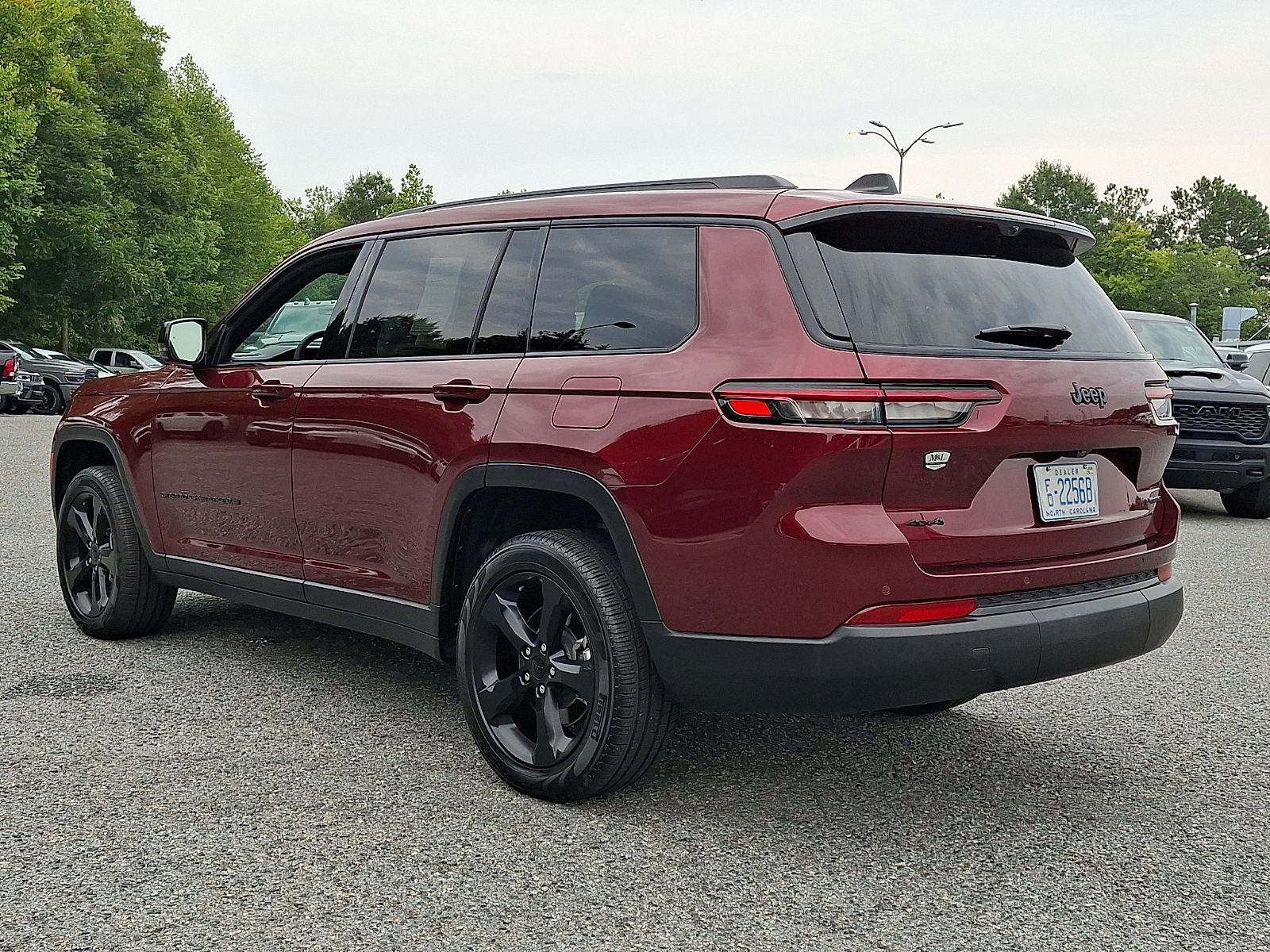 Used 2025 Jeep Grand Cherokee L SUV