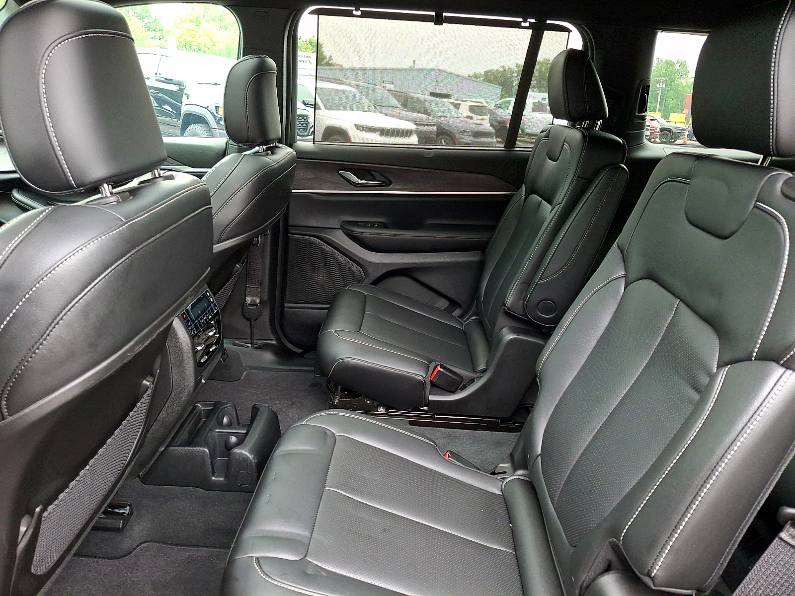 Used 2025 Jeep Grand Cherokee L SUV