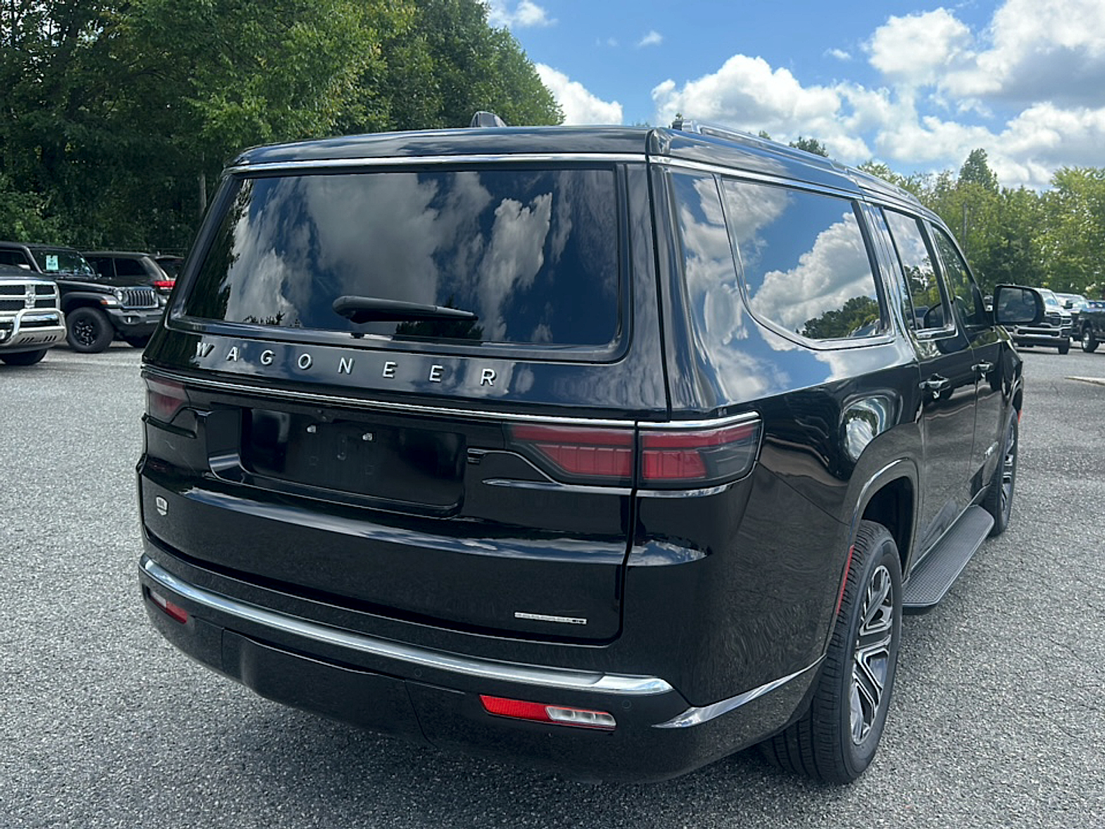 Used 2024 Jeep Wagoneer L SUV