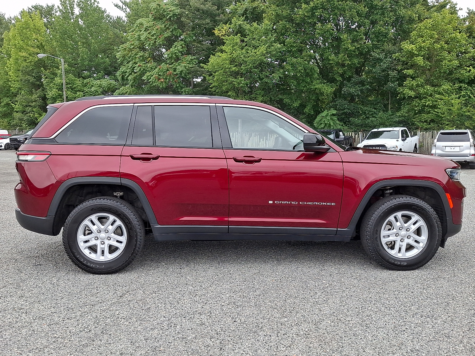 Used 2023 Jeep Grand Cherokee SUV