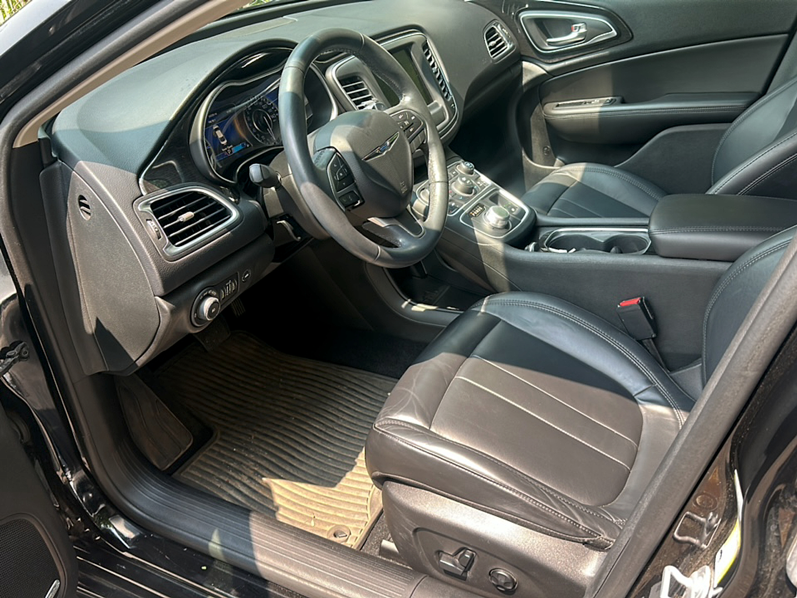 Used 2015 Chrysler 200 Sedan