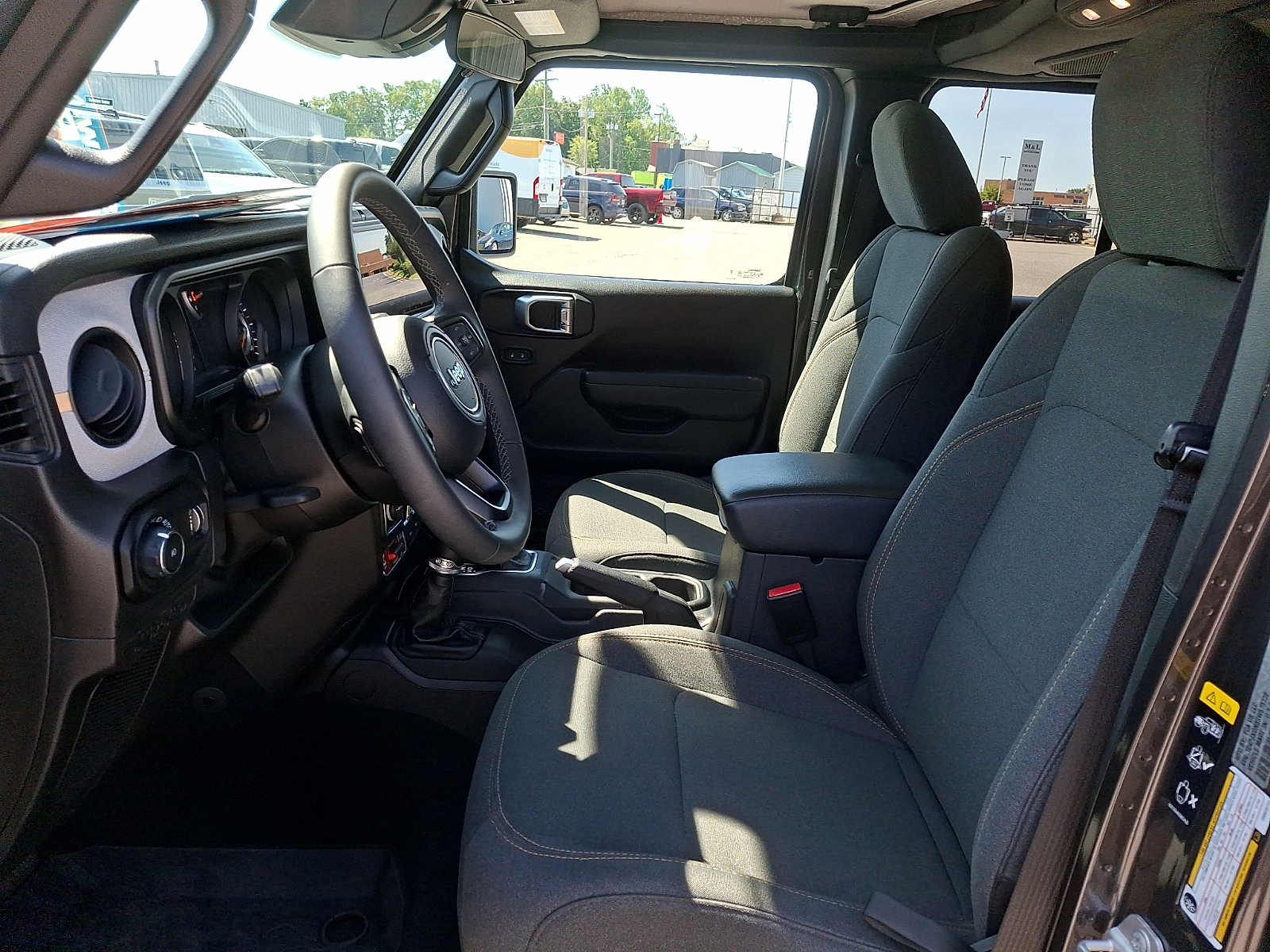 Used 2025 Jeep Wrangler SUV