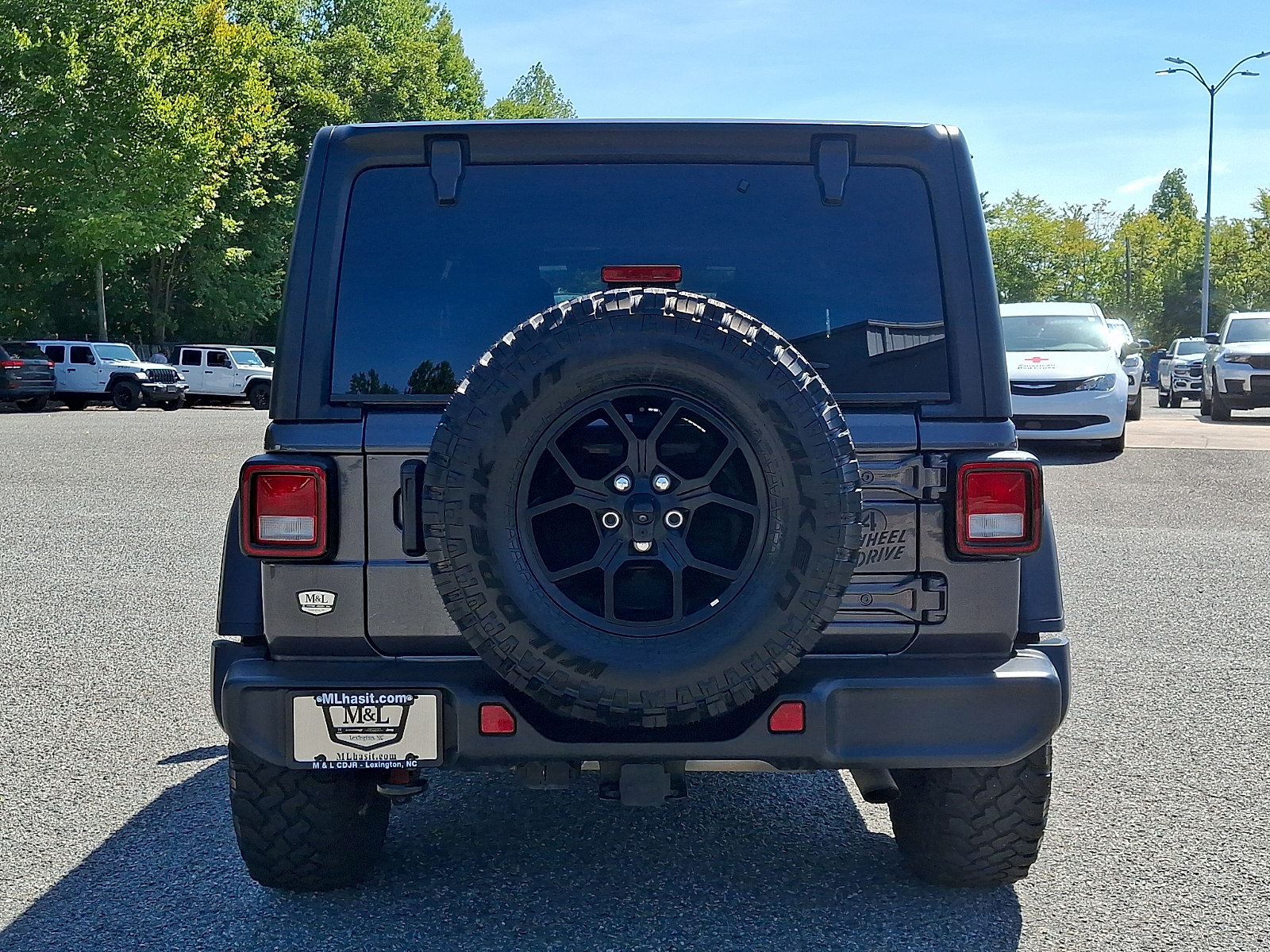 Used 2025 Jeep Wrangler SUV