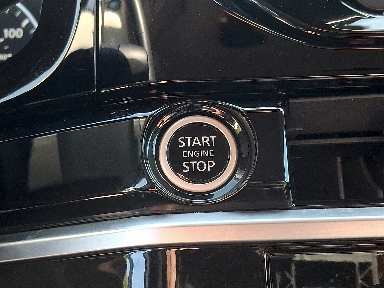 Used 2024 Nissan Pathfinder SUV