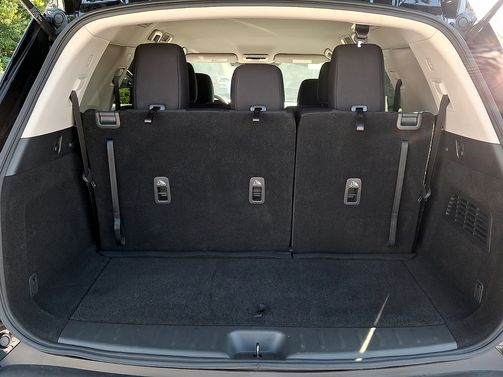 Used 2024 Nissan Pathfinder SUV