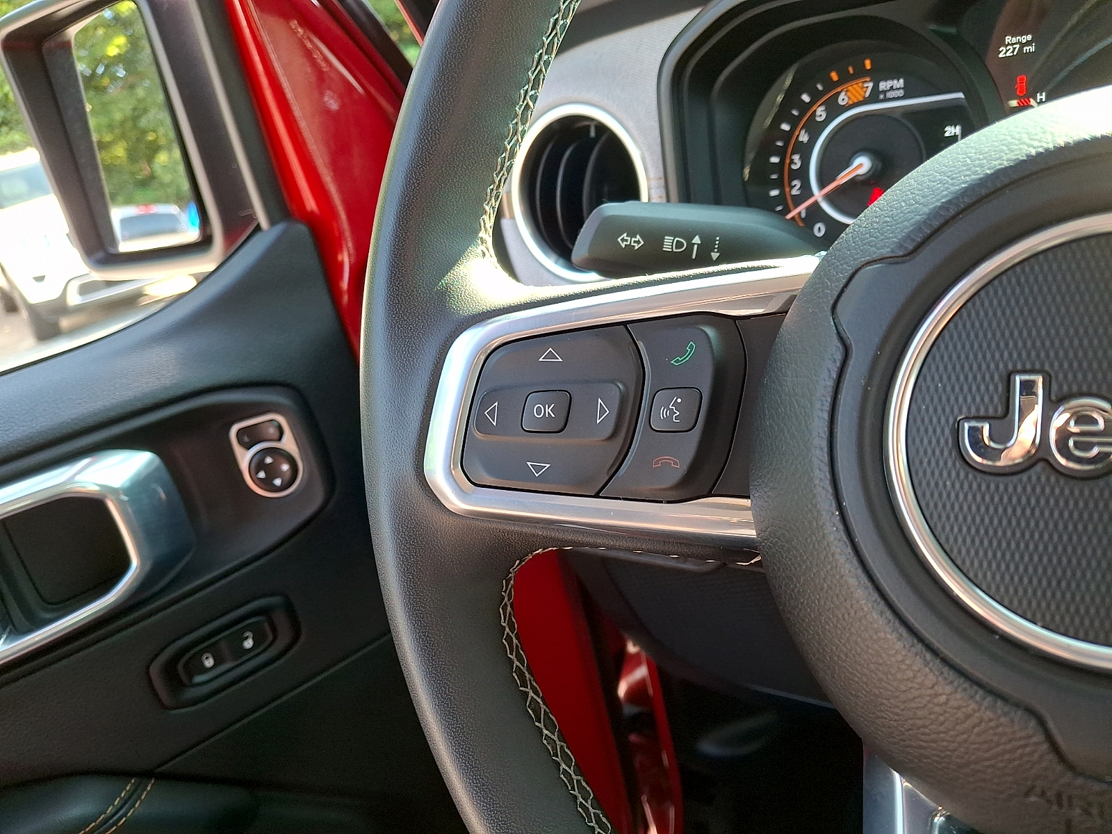 Used 2025 Jeep Wrangler SUV