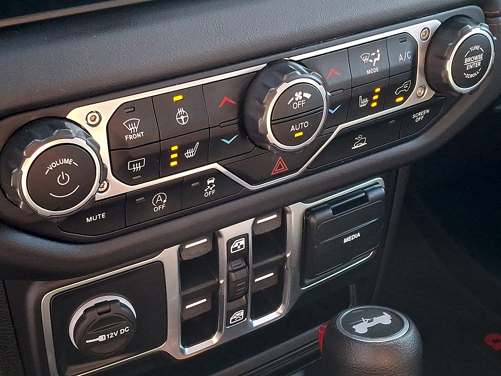 Used 2025 Jeep Wrangler SUV