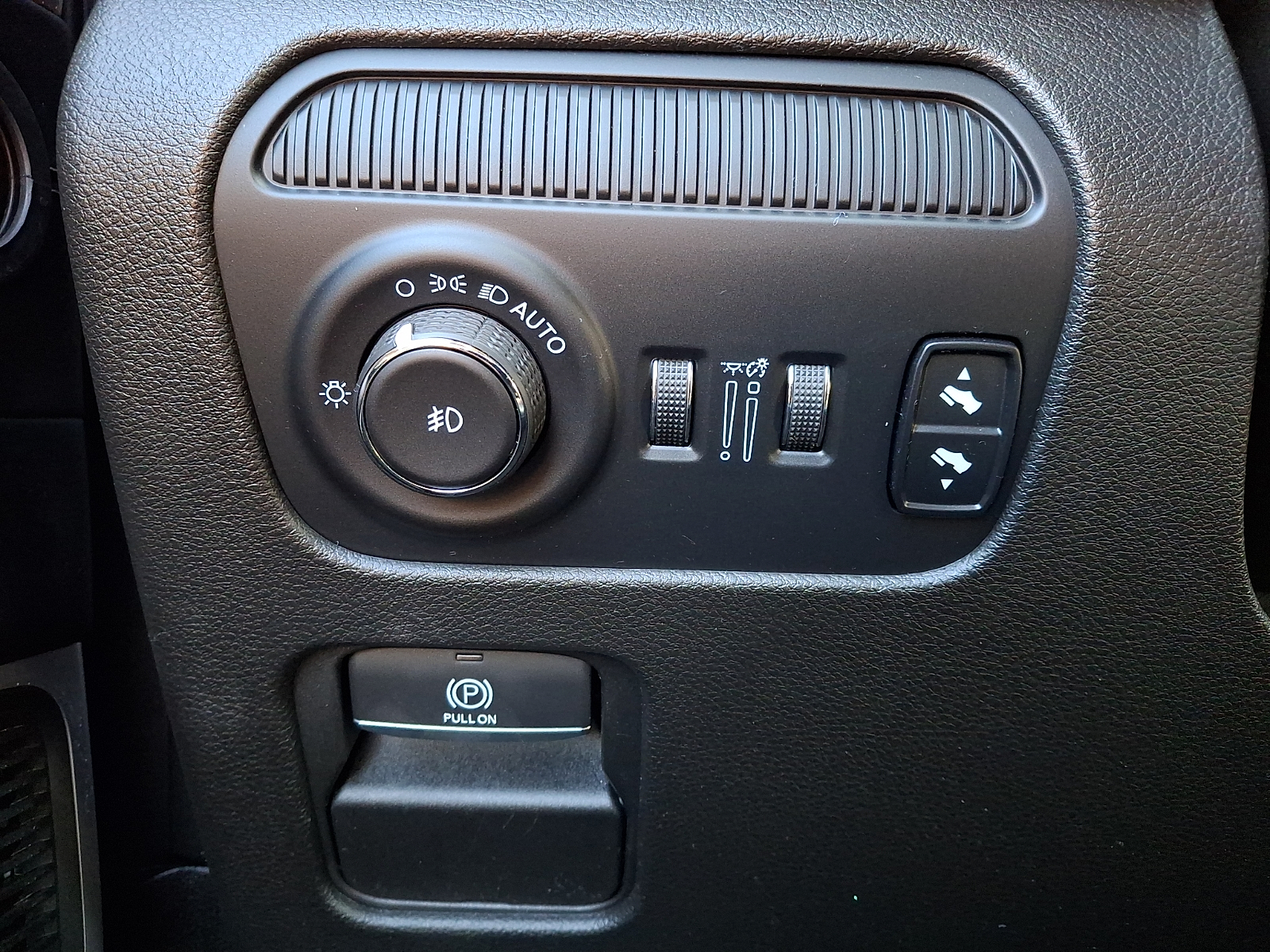 Used 2023 Jeep Wagoneer SUV