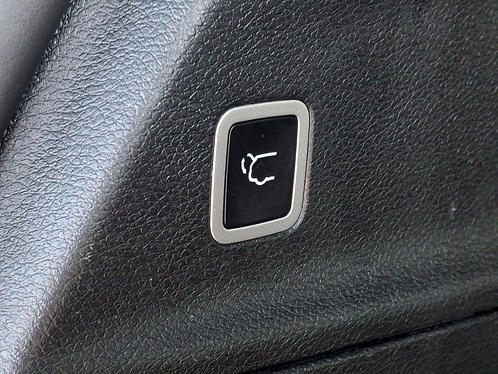 Used 2025 Chrysler Pacifica Van