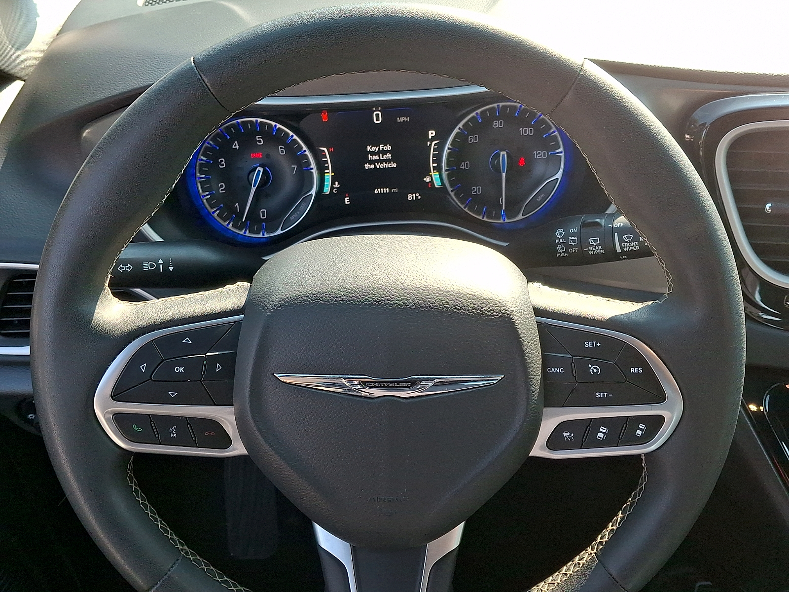 Used 2025 Chrysler Pacifica Van