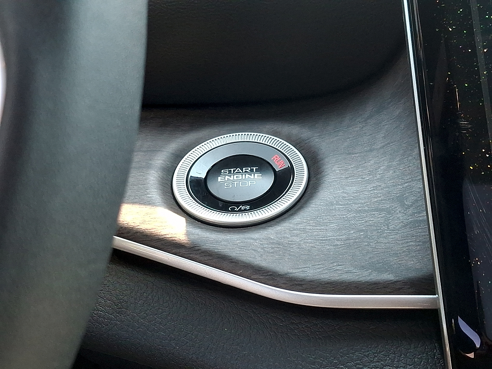 Used 2025 Jeep Grand Cherokee SUV