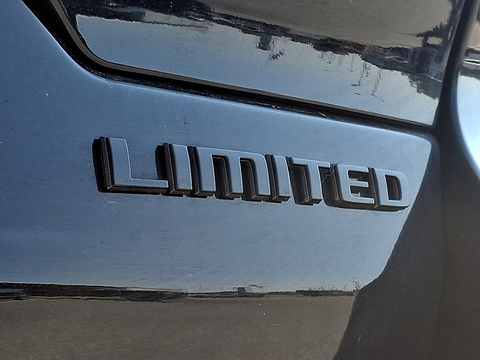 Used 2025 Jeep Grand Cherokee SUV
