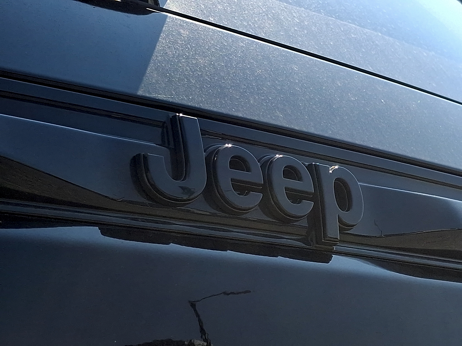 Used 2025 Jeep Grand Cherokee SUV