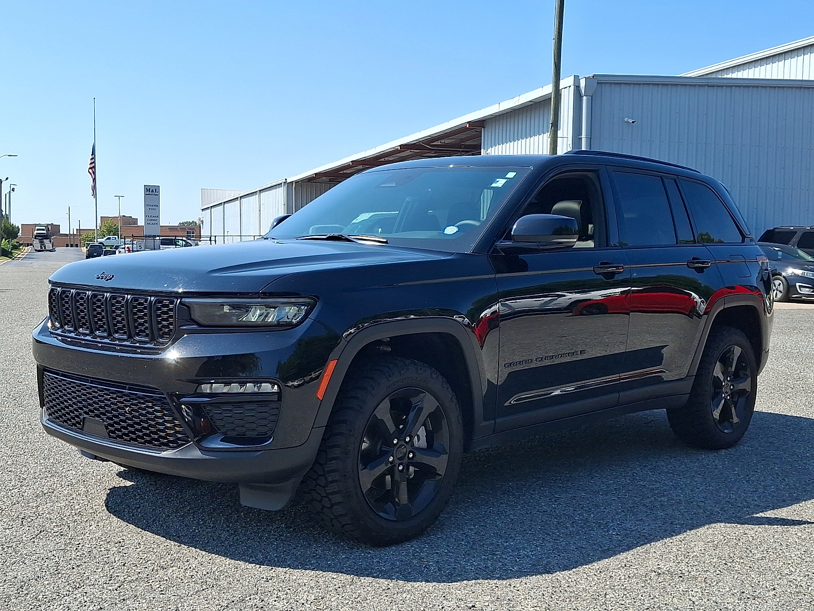 Used 2025 Jeep Grand Cherokee SUV