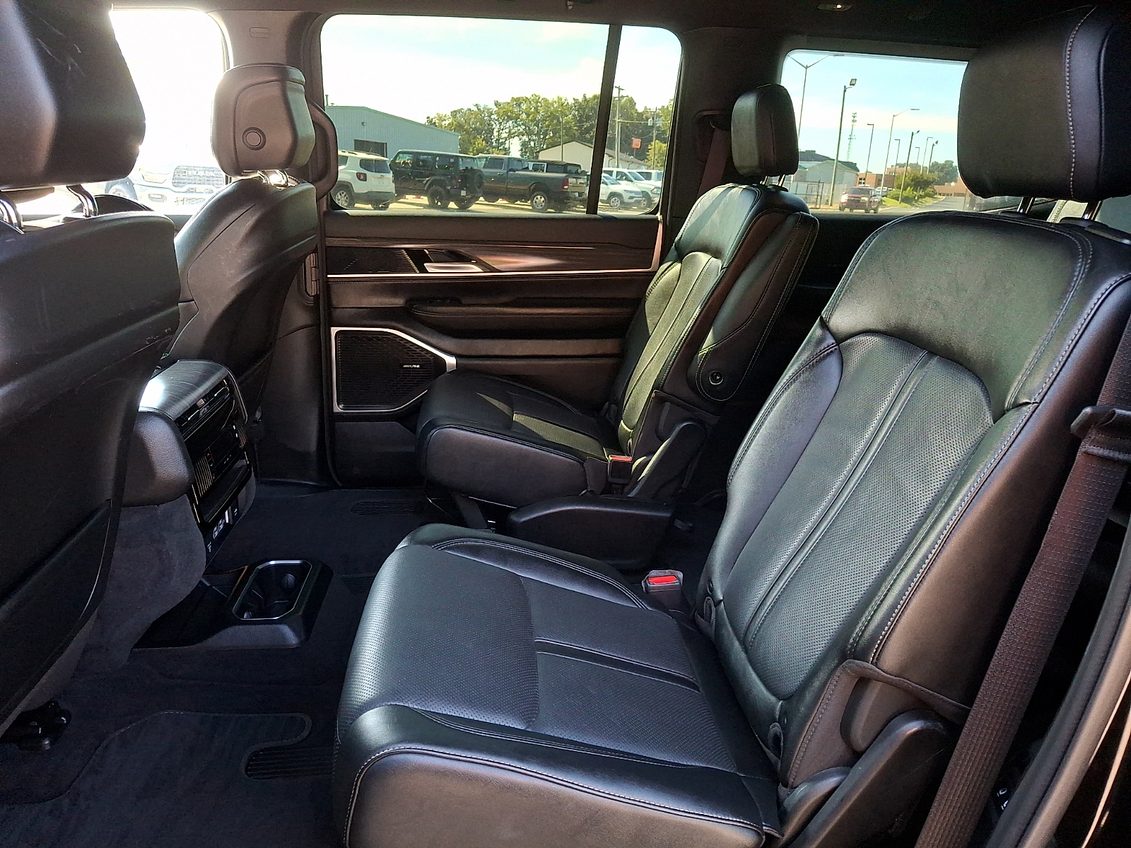 Used 2024 Jeep Wagoneer SUV