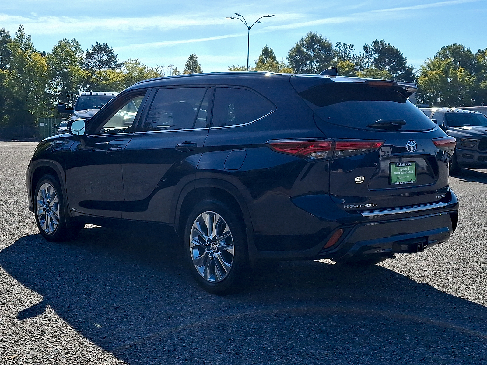 Used 2023 Toyota Highlander Hybrid SUV