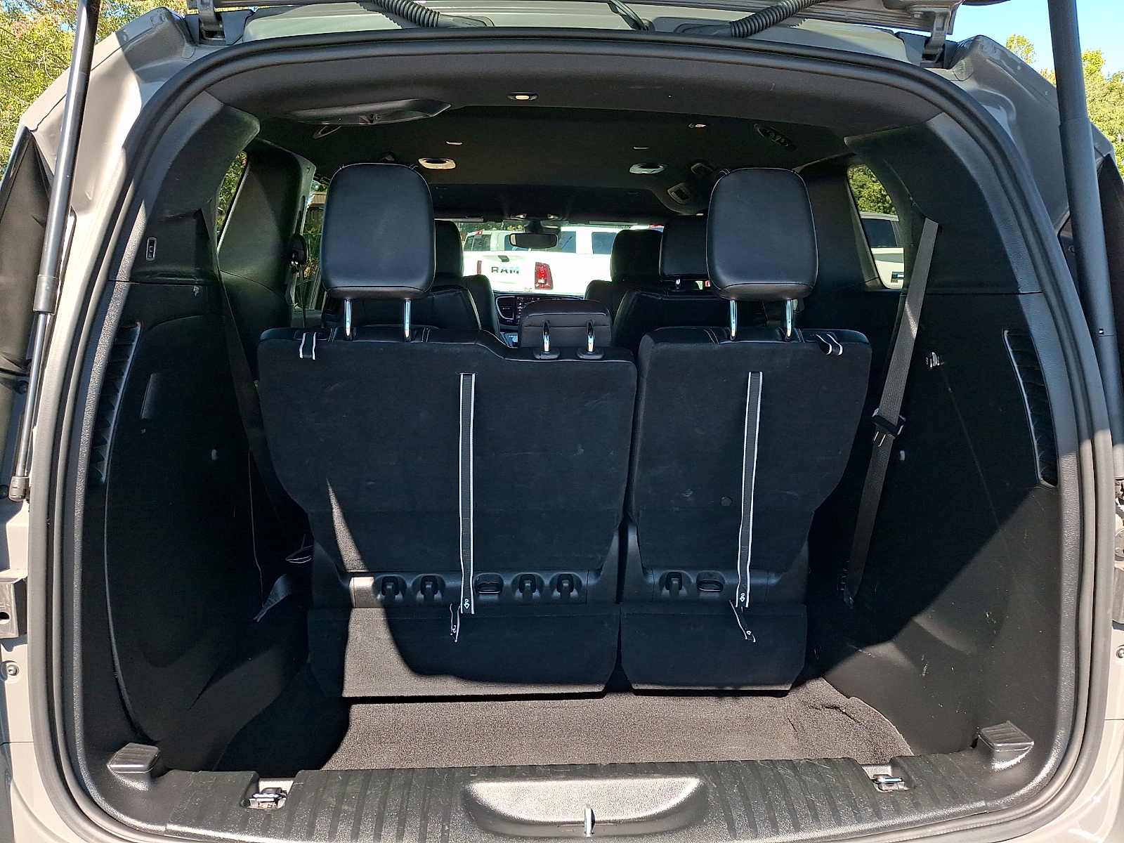 Used 2025 Chrysler Pacifica Van